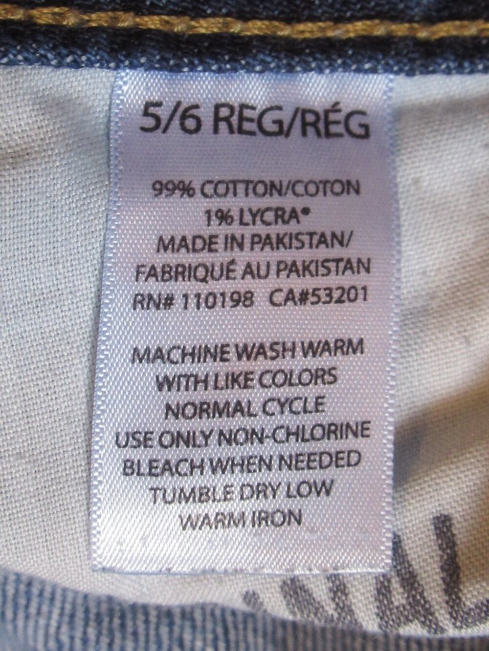 Aeropostale Medium Wash Low Rise Flare Jeans | Size 5/6 Regular - Picture 10 of 11